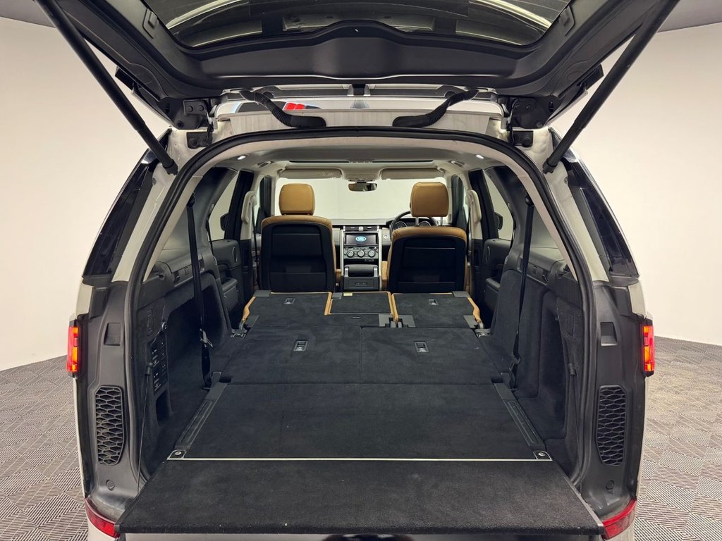 Used Land Rover Discovery 2017 for sale - 76685920: Photo 49