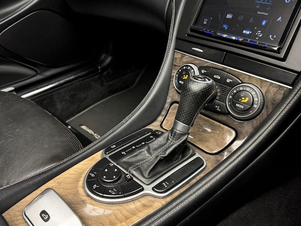 Used Mercedes-Benz SL 2010 for sale - 75610491: Photo 36