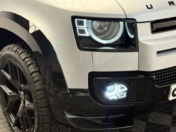Used Land Rover Defender 2023 for sale - 75462299: Photo 21