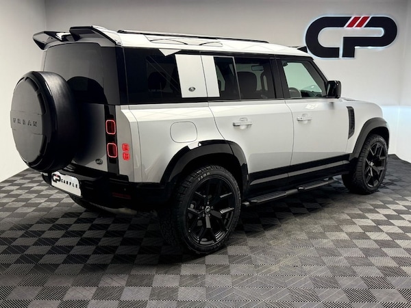 Used Land Rover Defender 2023 for sale - 75462299: Photo 2