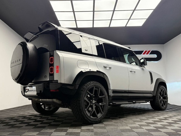 Used Land Rover Defender 2023 for sale - 75462299: Photo 33