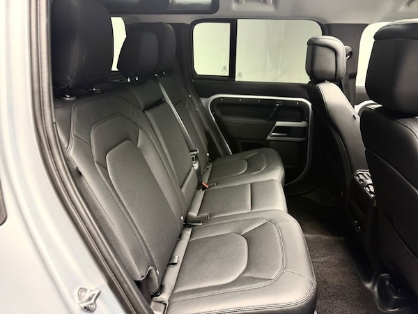 Used Land Rover Defender 2023 for sale - 75462299: Photo 50