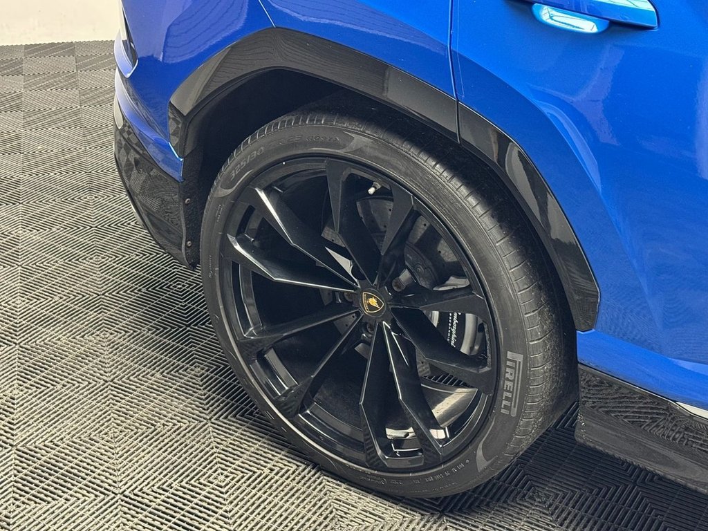 Used Lamborghini Urus 2019 for sale - 77014235: Photo 35