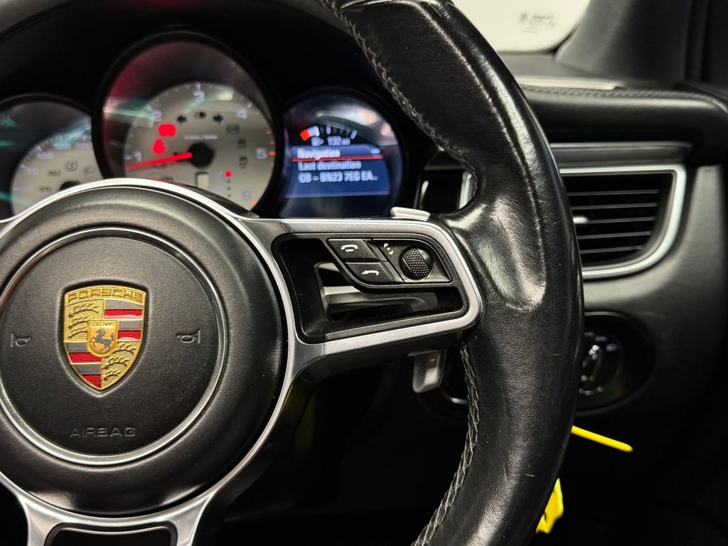 Used Porsche Macan 2015 for sale - 76820592: Photo 46