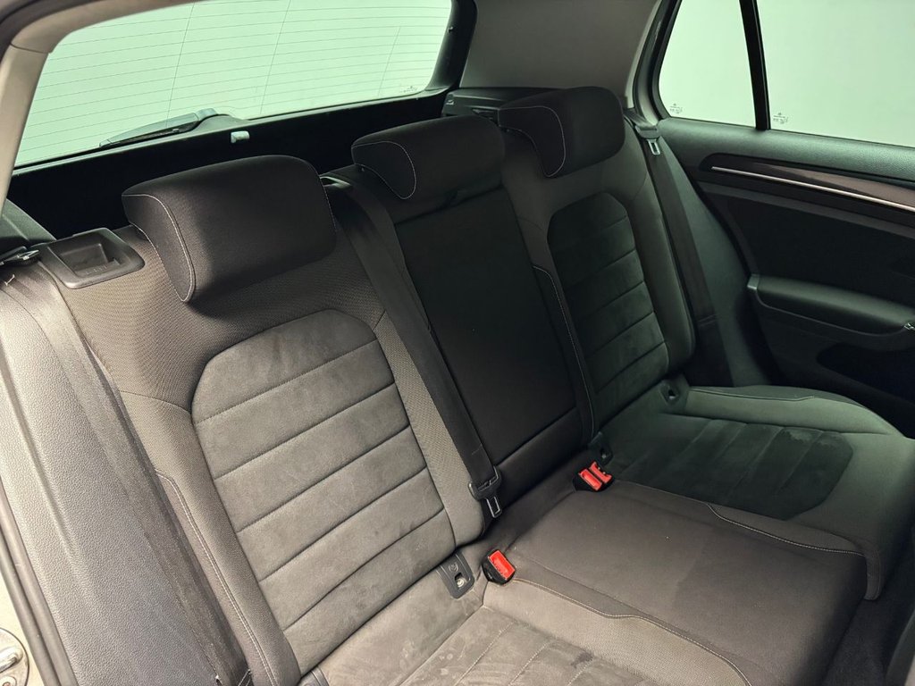 Used Volkswagen Golf 2013 for sale - 76547223: Photo 26