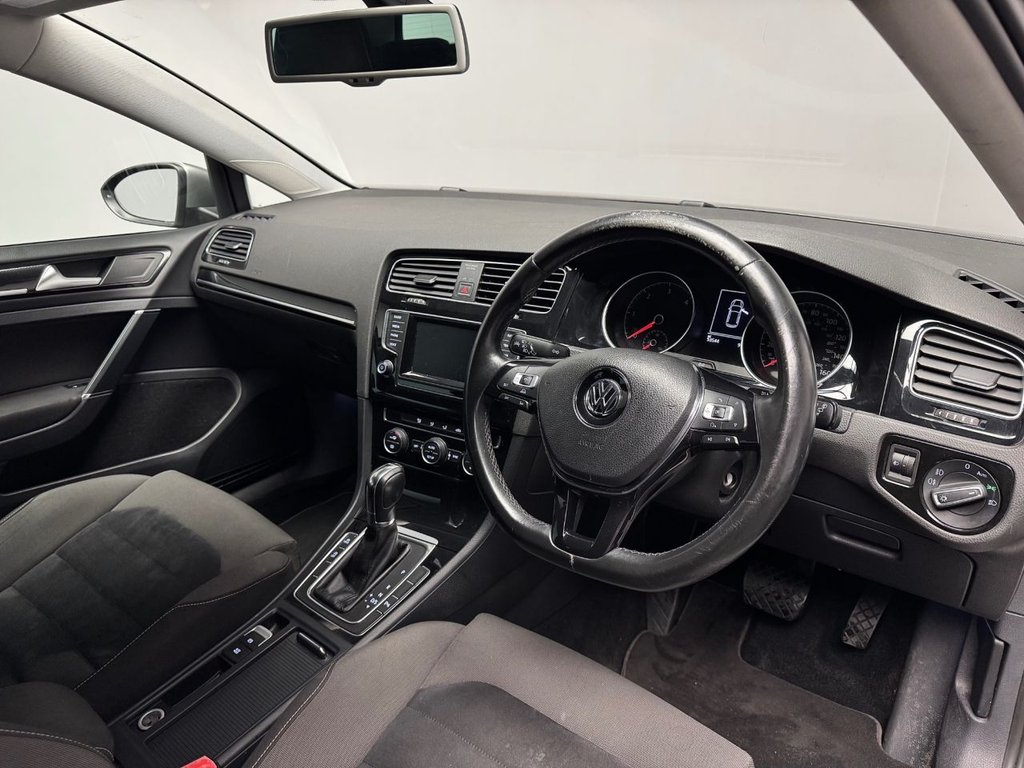 Used Volkswagen Golf 2013 for sale - 76547223: Photo 3