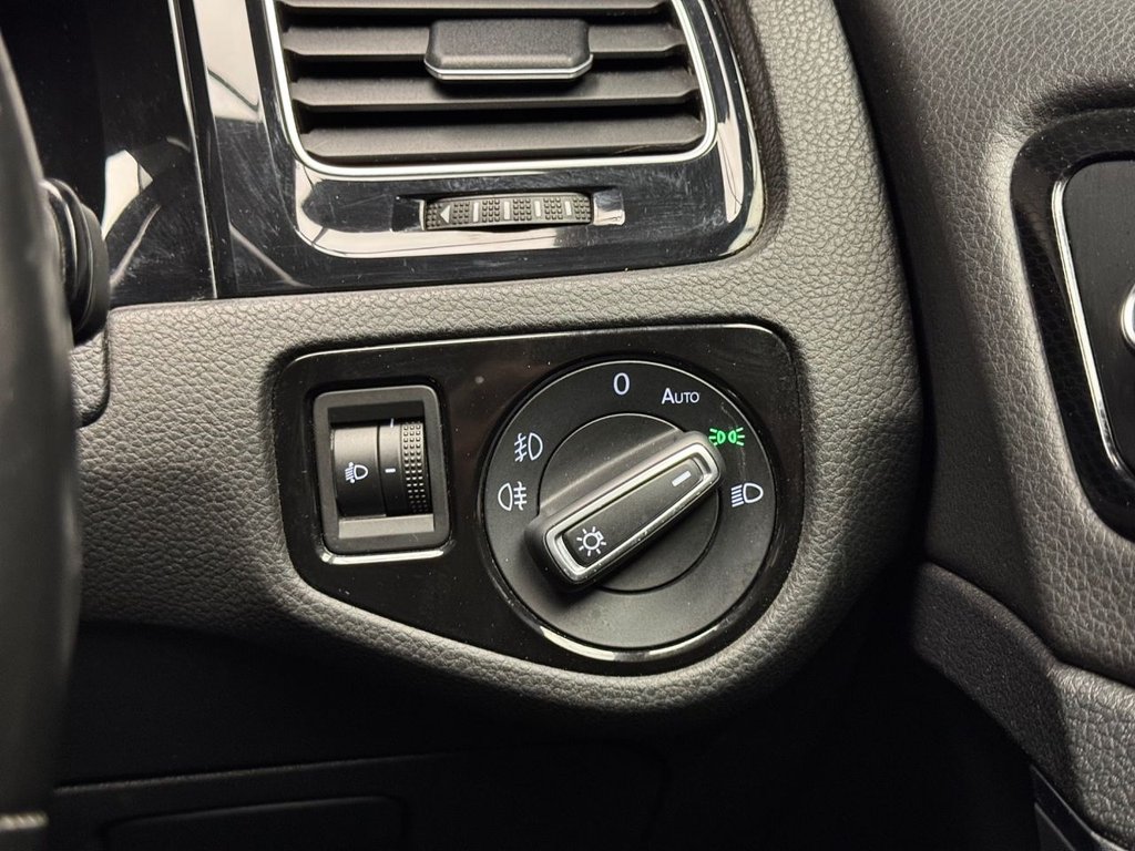 Used Volkswagen Golf 2013 for sale - 76547223: Photo 42