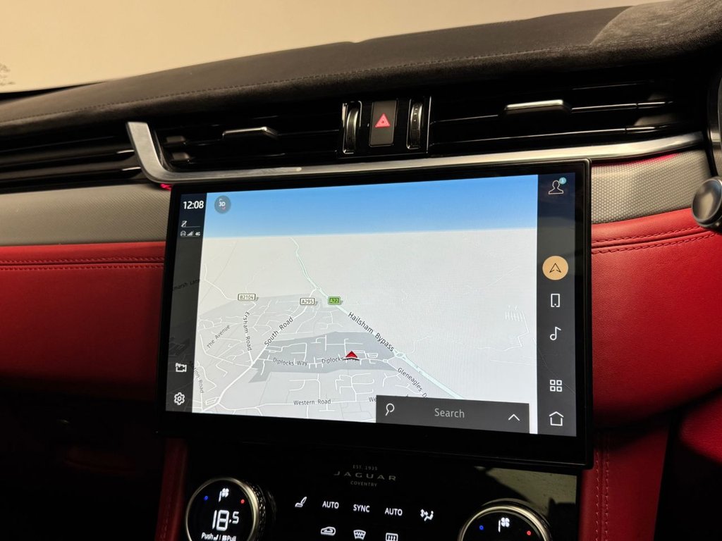 Used Jaguar F-Pace 2022 for sale - 77936344: Photo 32