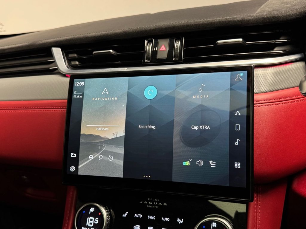 Used Jaguar F-Pace 2022 for sale - 77936344: Photo 40