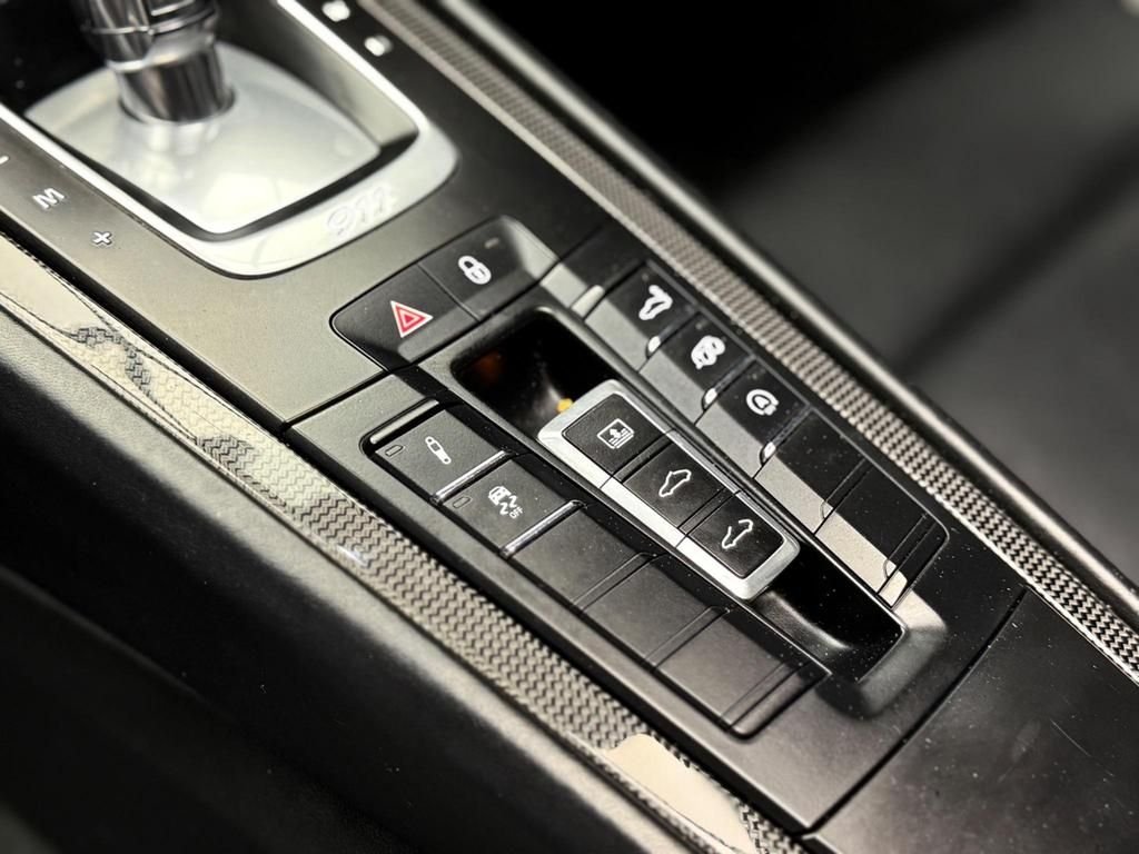 Used Porsche 911 2017 for sale - 76367533: Photo 26