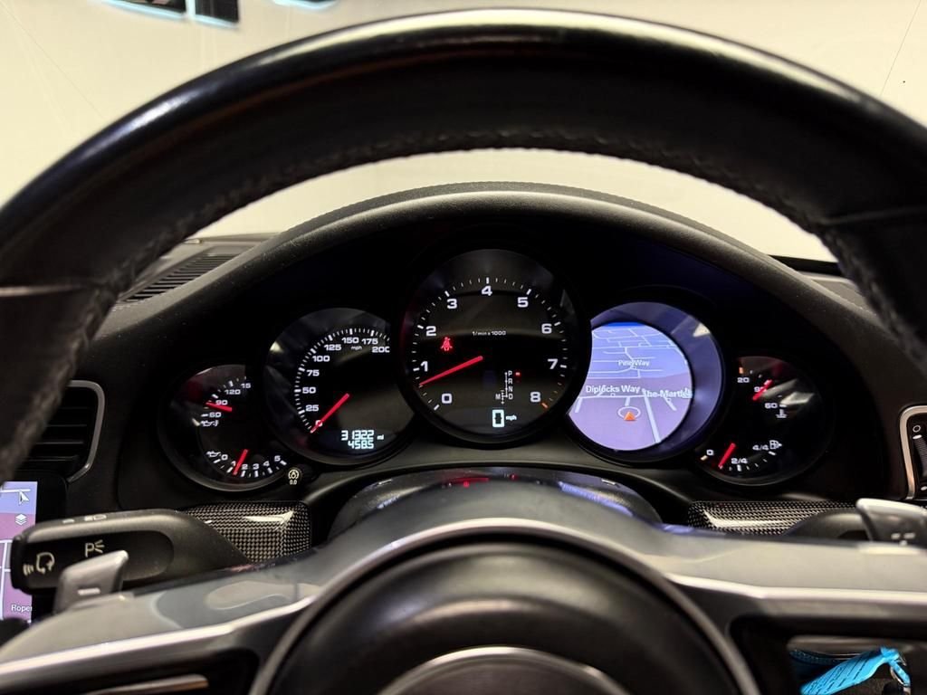 Used Porsche 911 2017 for sale - 76367533: Photo 46