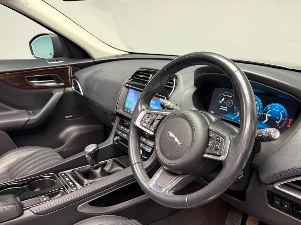 Used Jaguar F-Pace 2017 for sale - 78181871: Photo 3