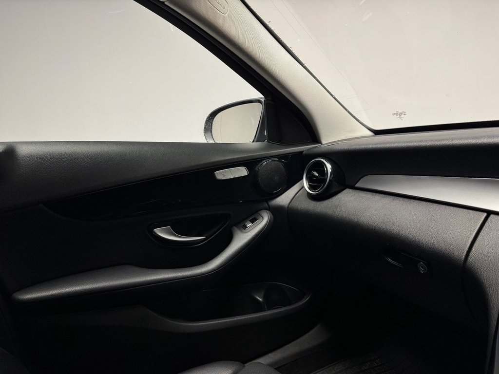 Used Mercedes-Benz C Class 2018 for sale - 76604880: Photo 33
