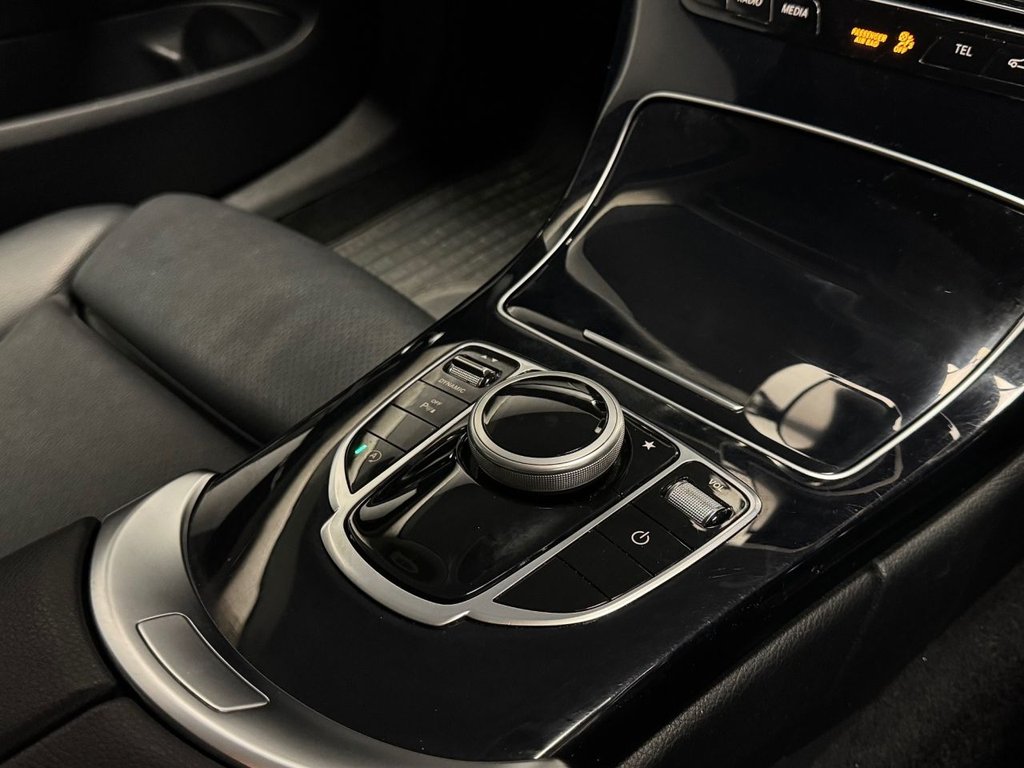 Used Mercedes-Benz C Class 2018 for sale - 76604880: Photo 34