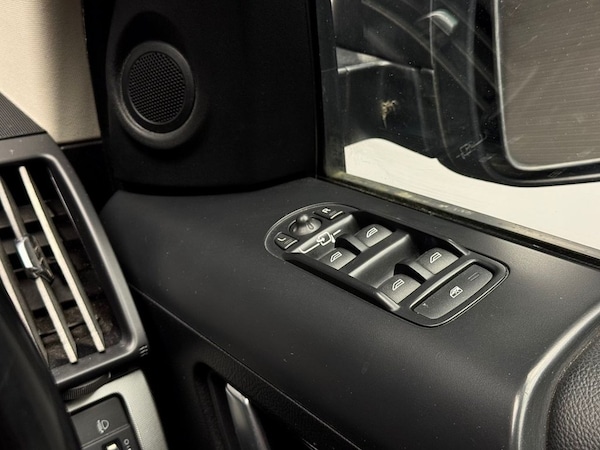 Used Land Rover Freelander 2 2012 for sale - 75573468: Photo 37