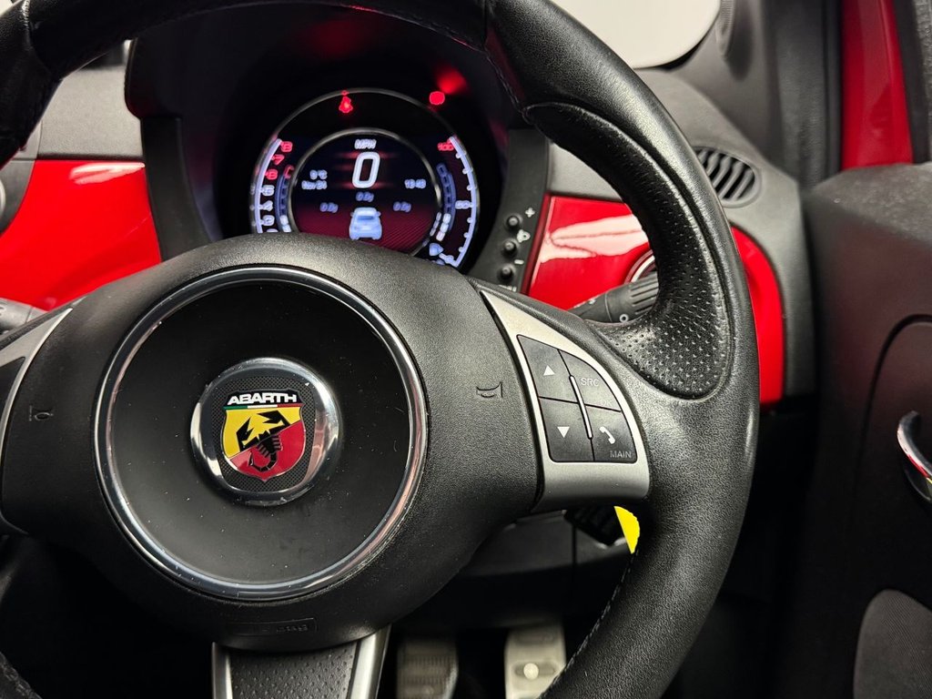 Used Abarth 595 2016 for sale - 76670659: Photo 38