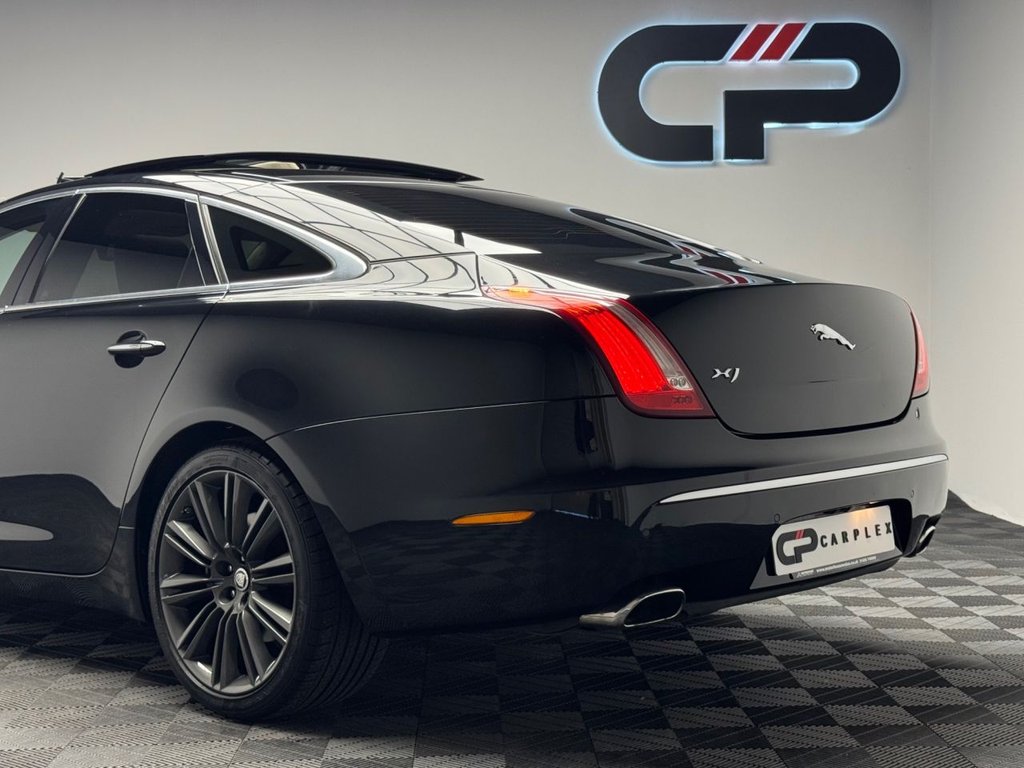 Used Jaguar XJ 2011 for sale - 77673638: Photo 20