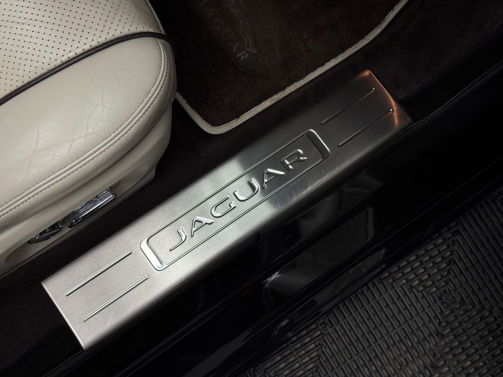 Used Jaguar XJ 2011 for sale - 77673638: Photo 50