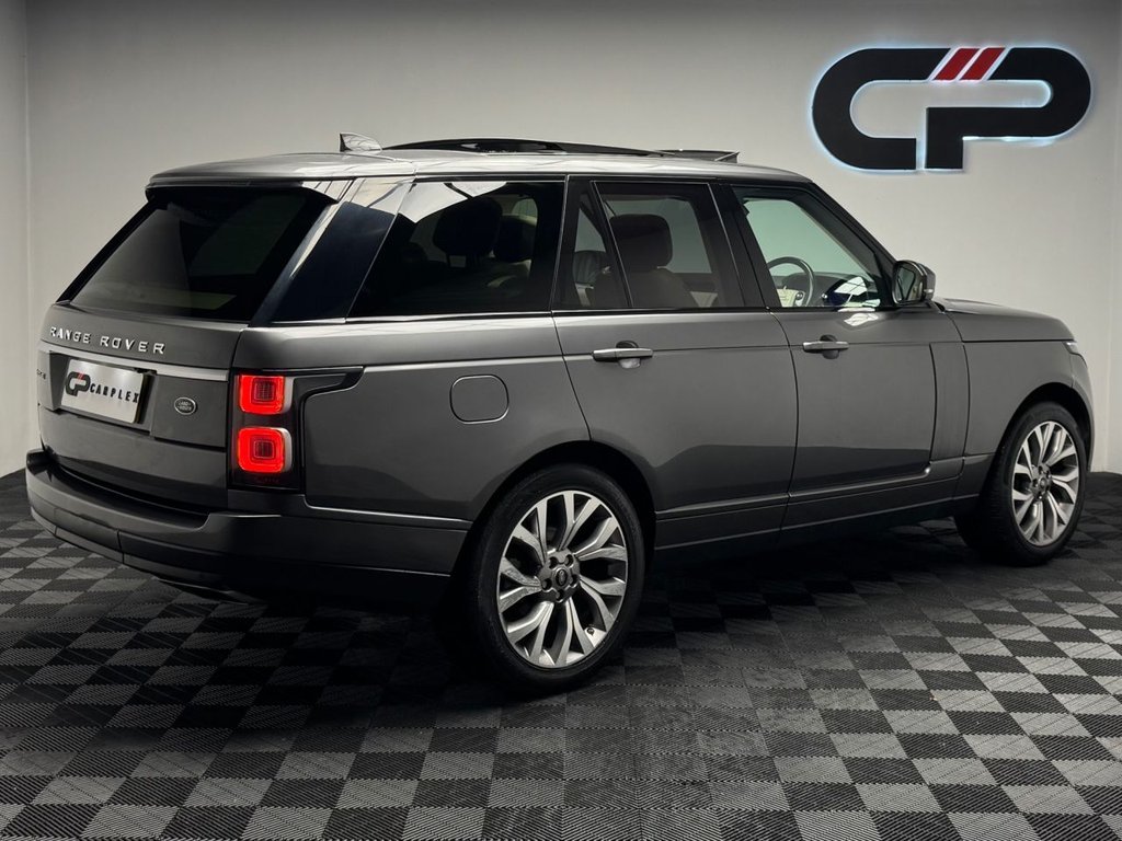 Used Land Rover Range Rover 2018 for sale - 77647952: Photo 2