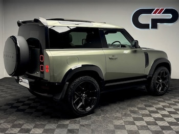 Used Land Rover Defender 2022 for sale - 75281578: Photo