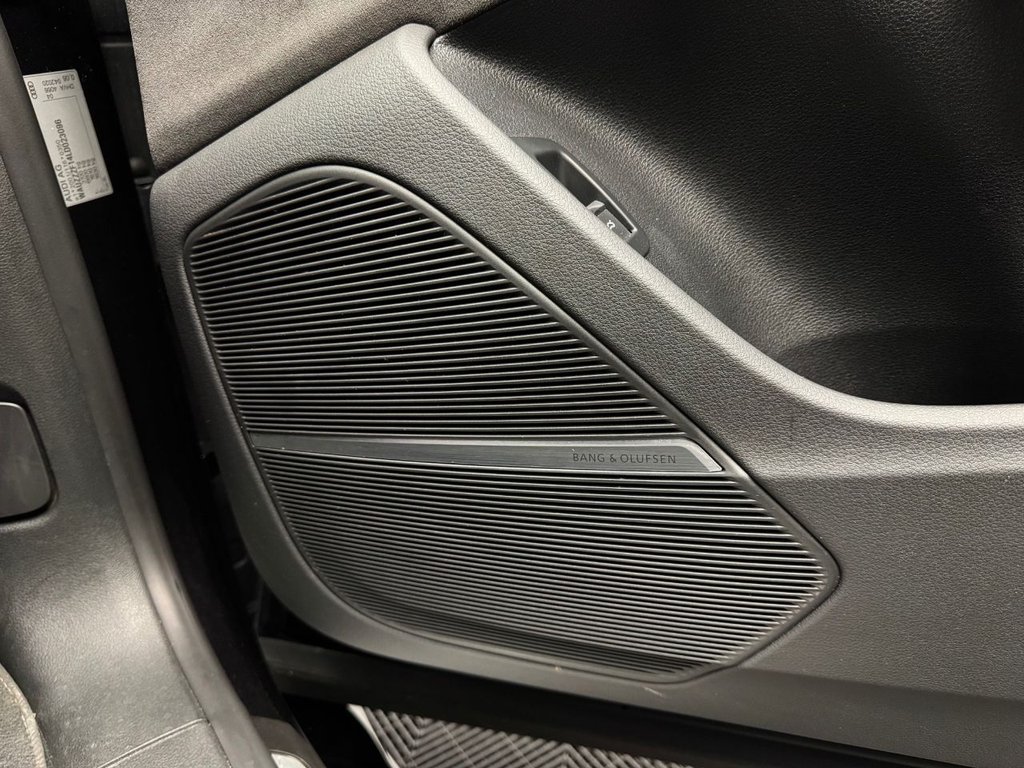 Used Audi SQ8 2020 for sale - 76313152: Photo 37