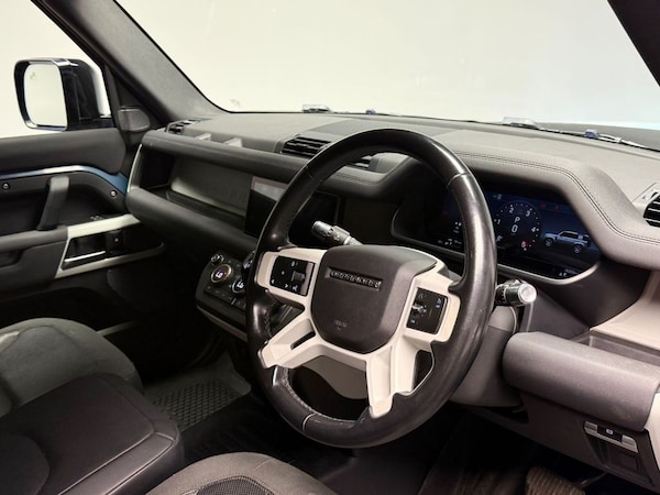 Used Land Rover Defender 2021 for sale - 75462217: Photo 3