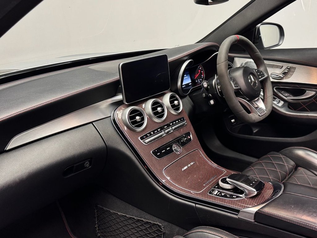 Used Mercedes-Benz C Class 2015 for sale - 76900727: Photo 32