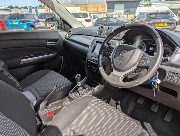 Used Suzuki Vitara 2022 for sale - 76152302: Photo 6