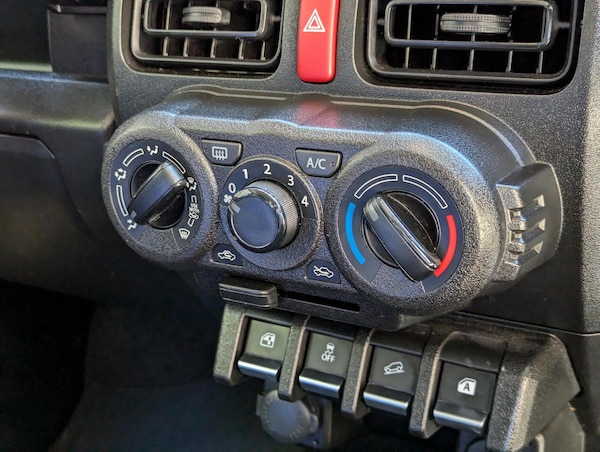 Used Suzuki Jimny 2021 for sale - 76151285: Photo 12