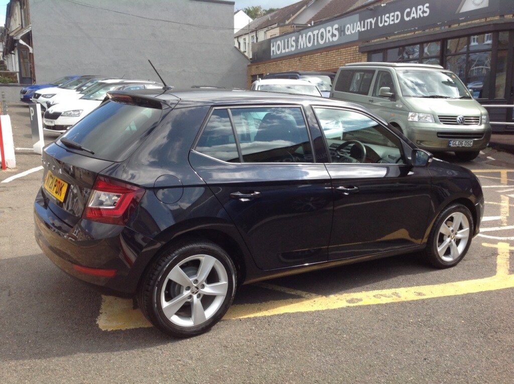 Used Skoda Fabia 2021 for sale - 76279287: Photo 2