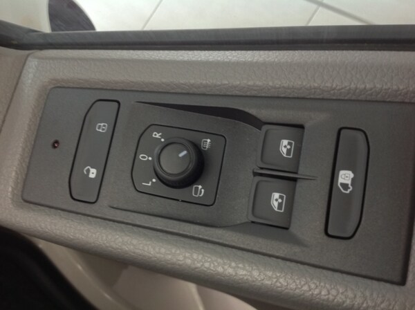Used Volkswagen Transporter 2022 for sale - 76279329: Photo 8
