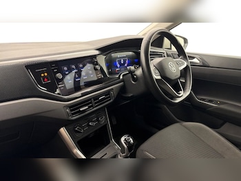 Used Volkswagen Polo 2023 for sale - 76279294: Photo