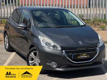 2014 - 1.2 VTi Allure 5-Door