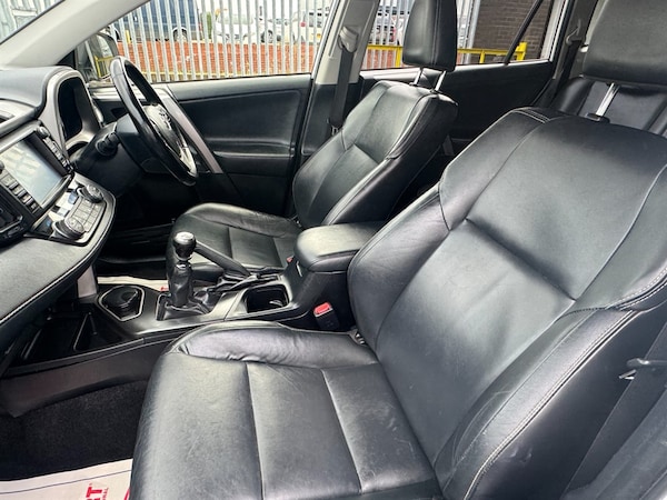 Used Toyota RAV4 2016 for sale - 75572505: Photo 27