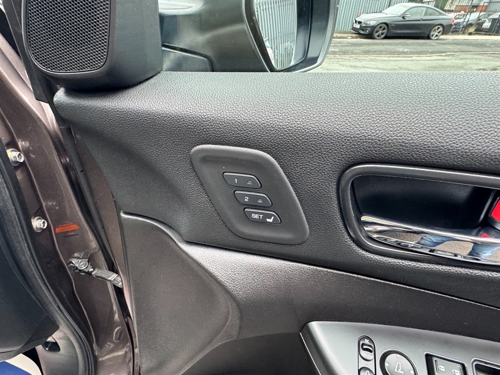 Used Honda CR-V 2015 for sale - 76086925: Photo 19