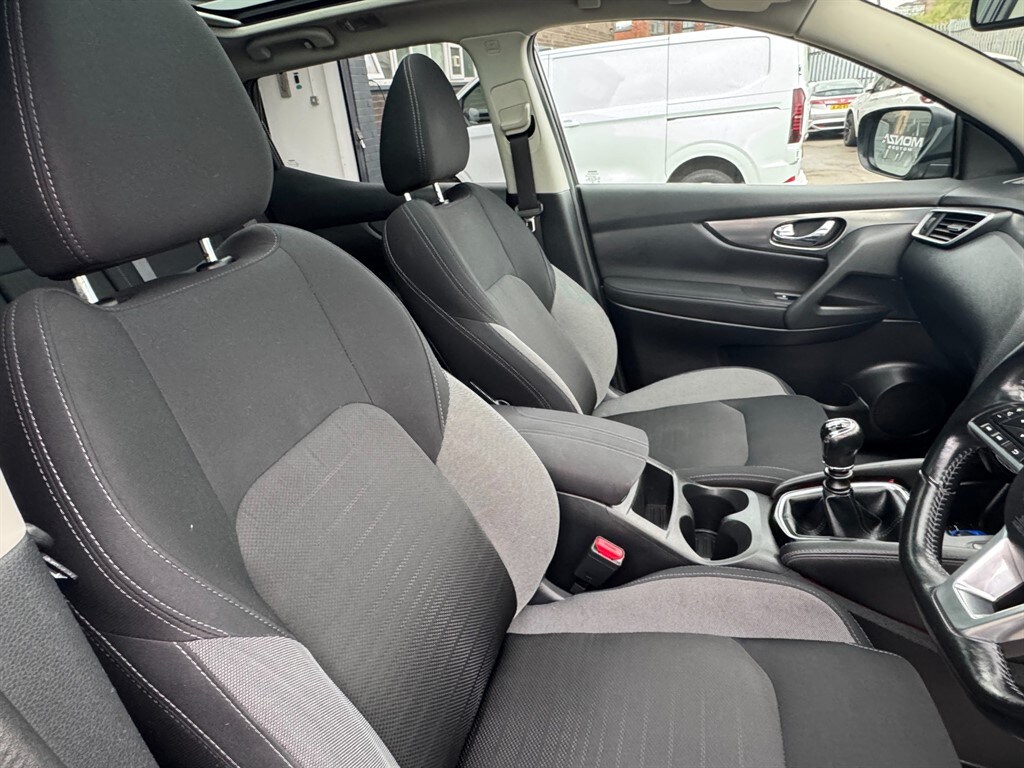 Used Nissan Qashqai 2017 for sale - 76184163: Photo 14