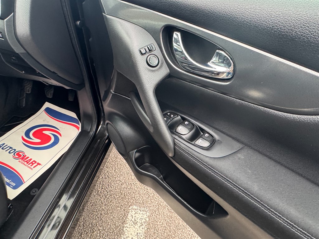 Used Nissan Qashqai 2017 for sale - 76184163: Photo 16