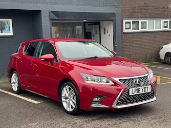 2018 - 200h 1.8 Luxury 5dr CVT