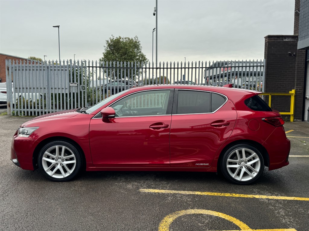 Used Lexus CT 2018 for sale - 76184157: Photo 4