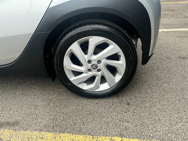 Used Toyota AYGO 2023 for sale - 75571372: Photo 11