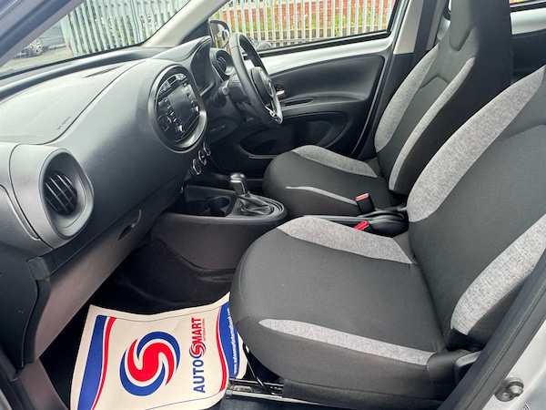 Used Toyota AYGO 2023 for sale - 75571372: Photo 23
