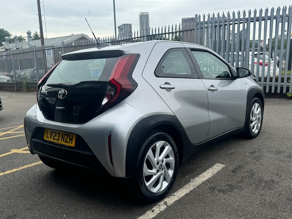 Used Toyota AYGO 2023 for sale - 75571372: Photo 7