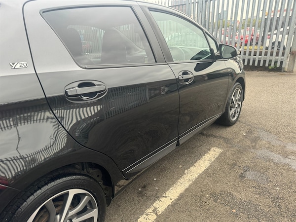 Used Toyota Yaris 2019 for sale - 75569981: Photo 27
