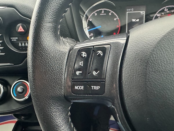 Used Toyota Yaris 2019 for sale - 75569981: Photo 33