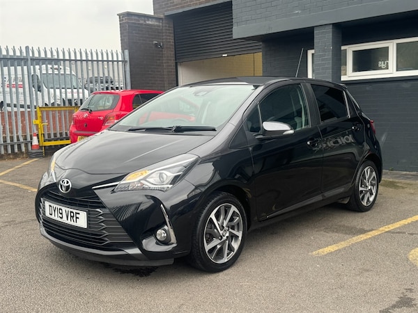 Used Toyota Yaris 2019 for sale - 75569981: Photo 3