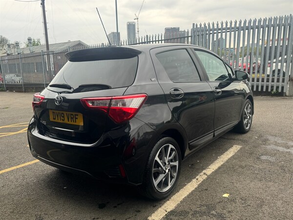 Used Toyota Yaris 2019 for sale - 75569981: Photo 7