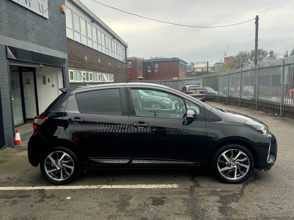 Used Toyota Yaris 2019 for sale - 75569981: Photo 8