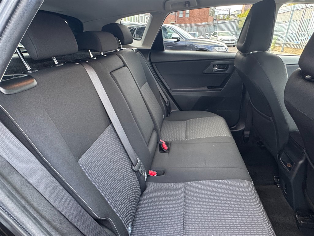 Used Toyota Auris 2015 for sale - 76221955: Photo 18