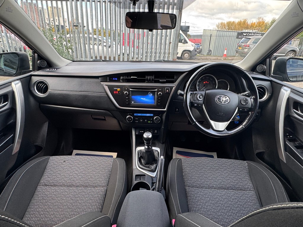 Used Toyota Auris 2015 for sale - 76221955: Photo 19