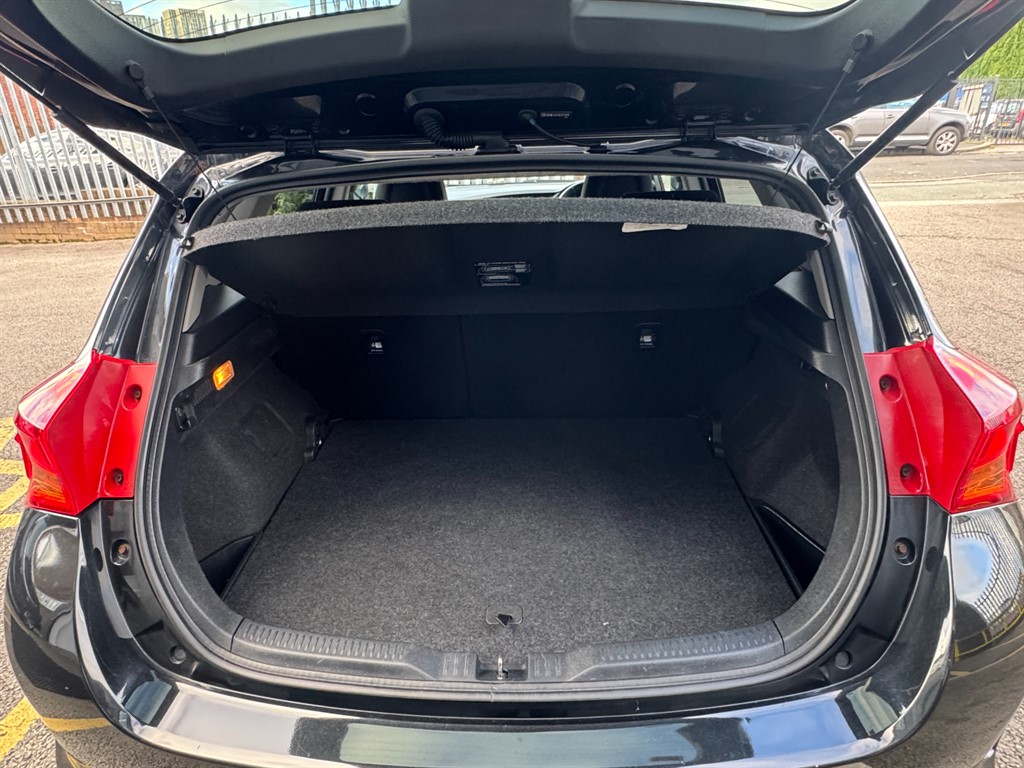 Used Toyota Auris 2015 for sale - 76221955: Photo 20